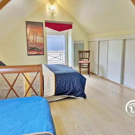 De Montgiroux, Jusqu'a 5-6 Personnes 度假居 *