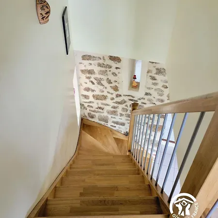 度假居 De Montgiroux, Jusqu'a 5-6 Personnes Alexain