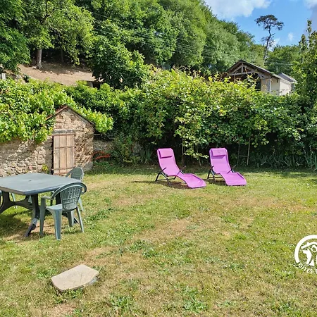 De Montgiroux, Jusqu'a 5-6 Personnes 度假居 Alexain