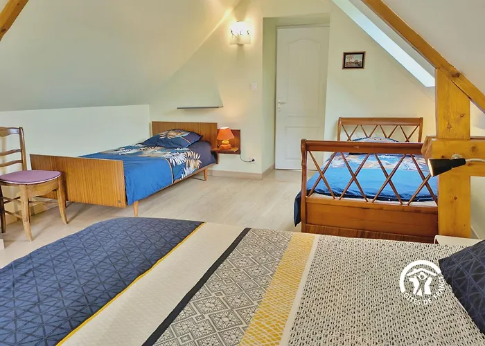 Holiday home De Montgiroux, Jusqu'a 5-6 Personnes *