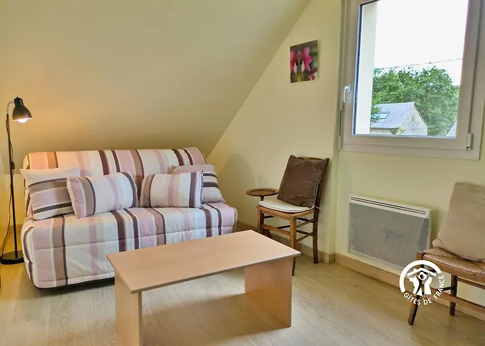 De Montgiroux, Jusqu'a 5-6 Personnes Alexain