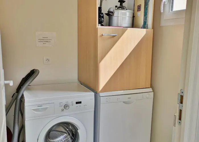 Holiday home De Montgiroux, Jusqu'a 5-6 Personnes *