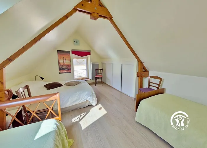 Holiday home De Montgiroux, Jusqu'a 5-6 Personnes *