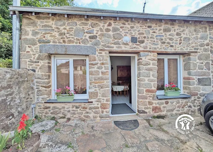 Holiday home De Montgiroux, Jusqu'a 5-6 Personnes